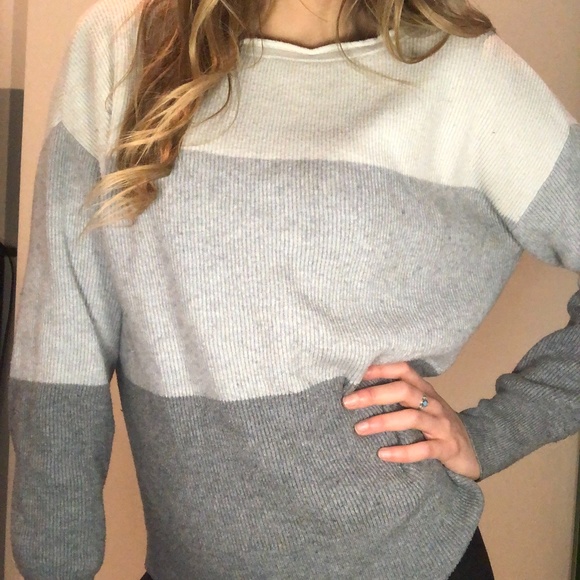 Multi-Tone Crew Neck Sweater - Picture 1 of 2